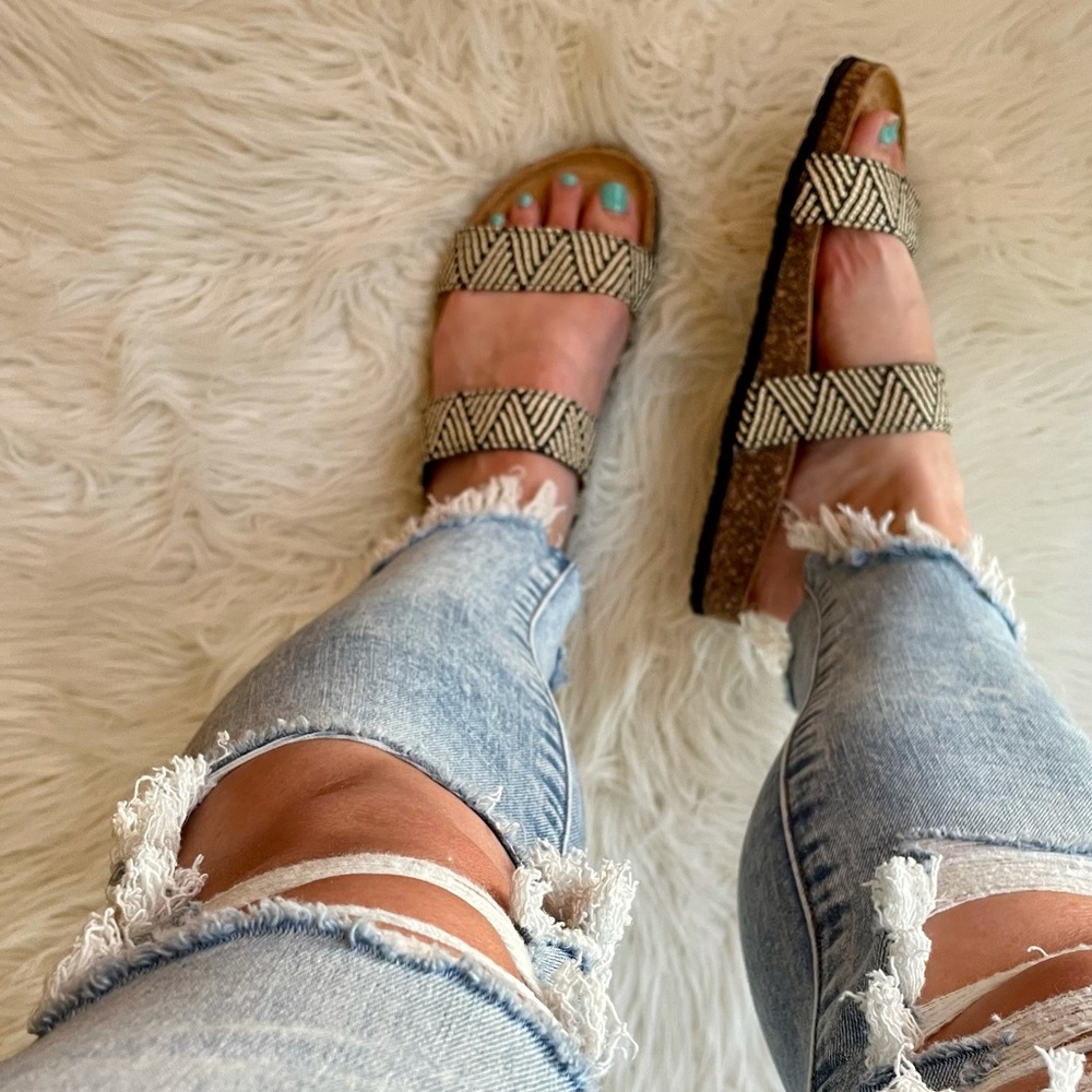 LAST FEW Aztec Tribal Woven Banded Footbed Sandals - Picture 9 of 16